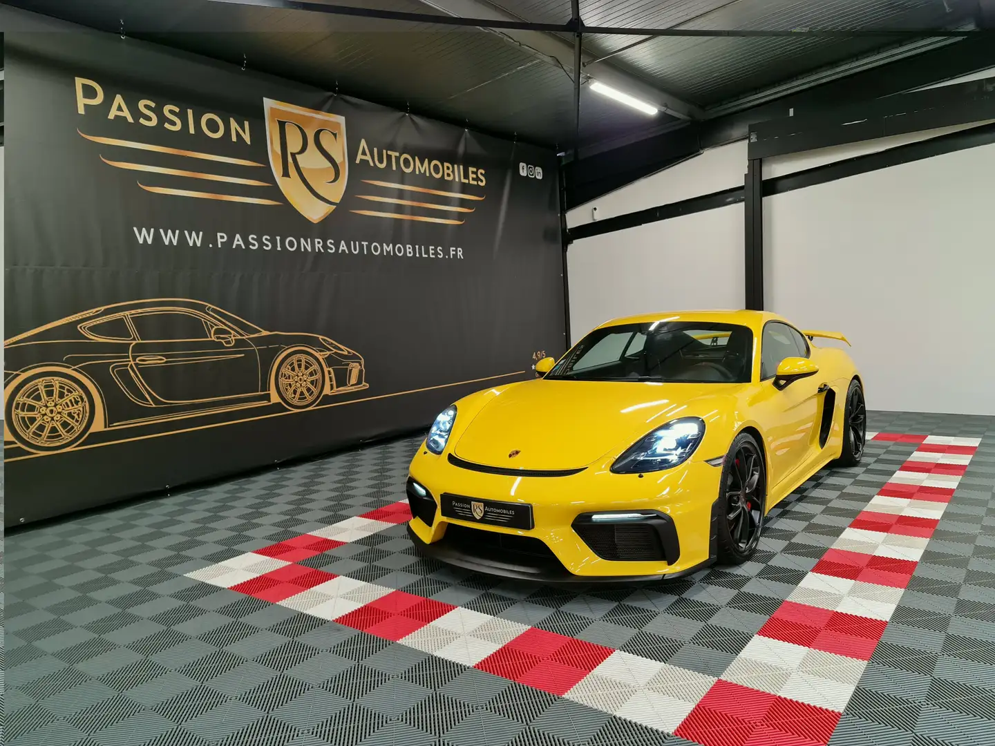 Porsche Cayman 718 Cayman 4.0i GT4 420 ch Jaune - 1