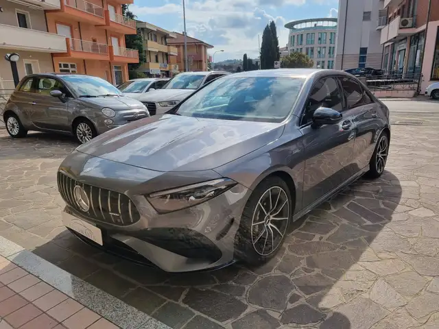 Mercedes-Benz A 35 AMG