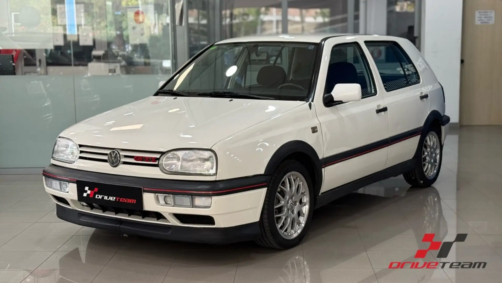 Volkswagen Golf GTI 2.0 Blanco - 1