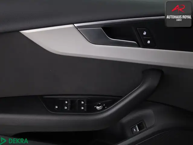 Audi A4 view 14