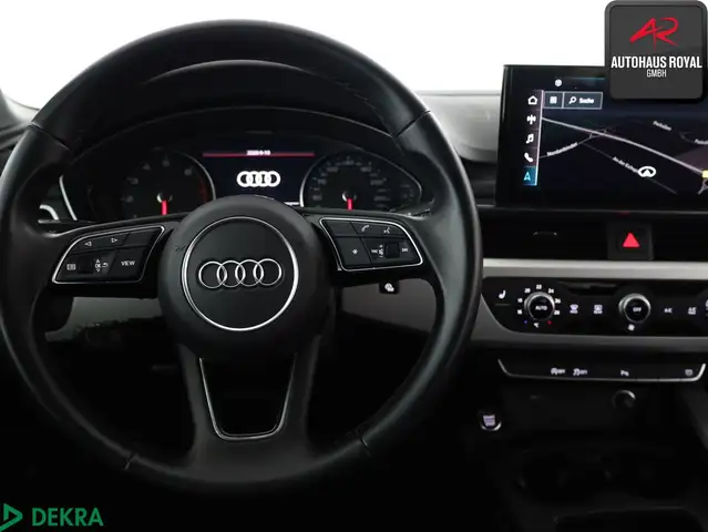Audi A4 view 15