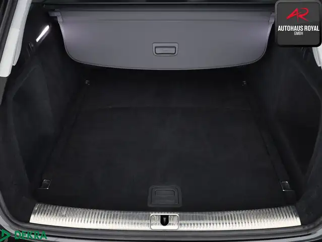 Audi A4 view 13