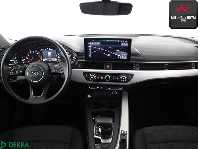 Audi A4 view 9