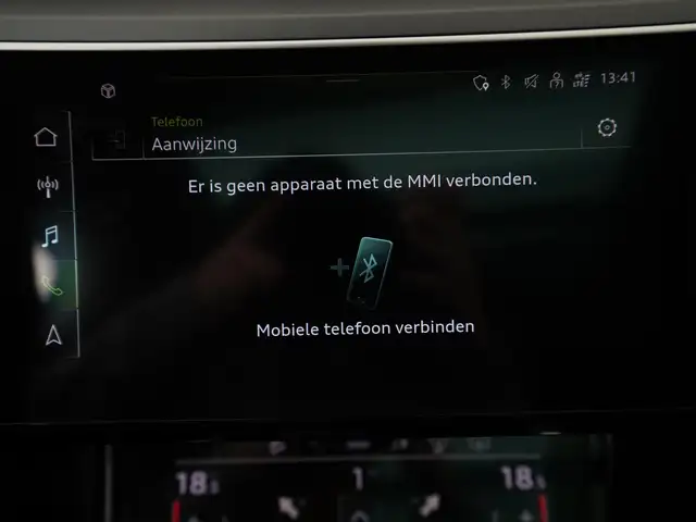 Audi e-tron view 14