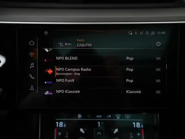 Audi e-tron view 11