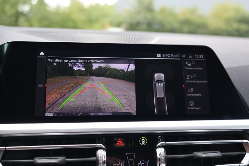 BMW 330 3-serie Touring 330e xDrive High Executive Luxury — photo 43