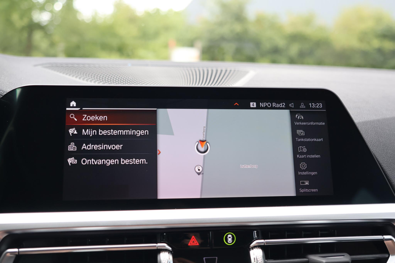 BMW 330 3-serie Touring 330e xDrive High Executive Luxury — photo 37