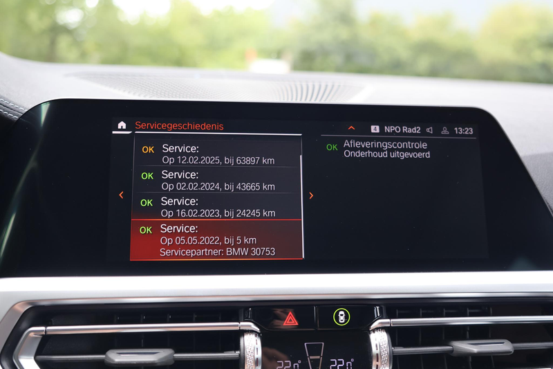 BMW 330 3-serie Touring 330e xDrive High Executive Luxury — photo 40