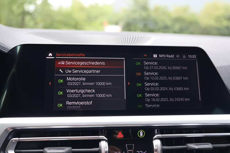 BMW 330 3-serie Touring 330e xDrive High Executive Luxury — photo 38