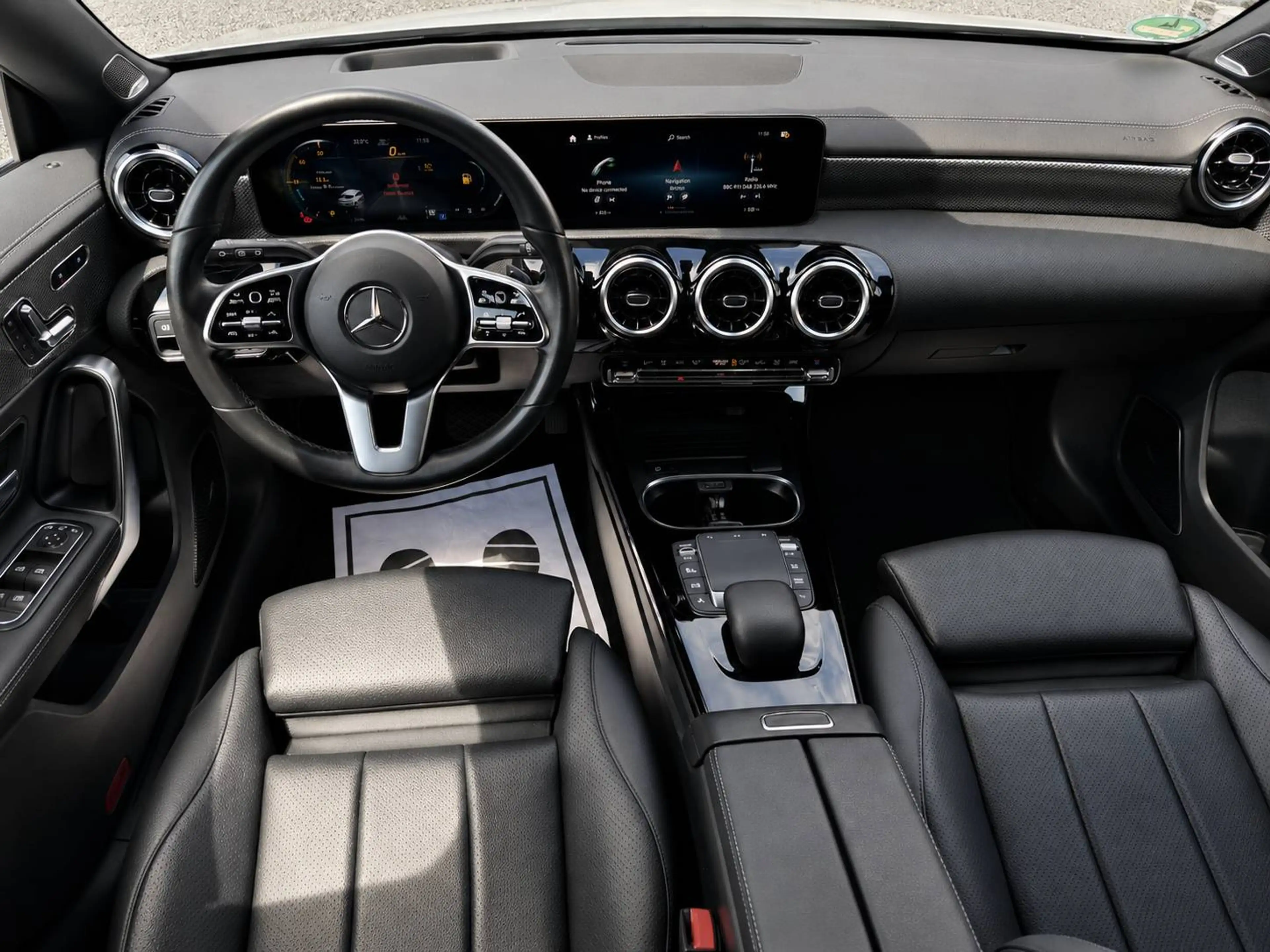 Mercedes-Benz CLA 220 CLA 220 d // Distr // Leder // Kamera // Navi Plus — photo 12