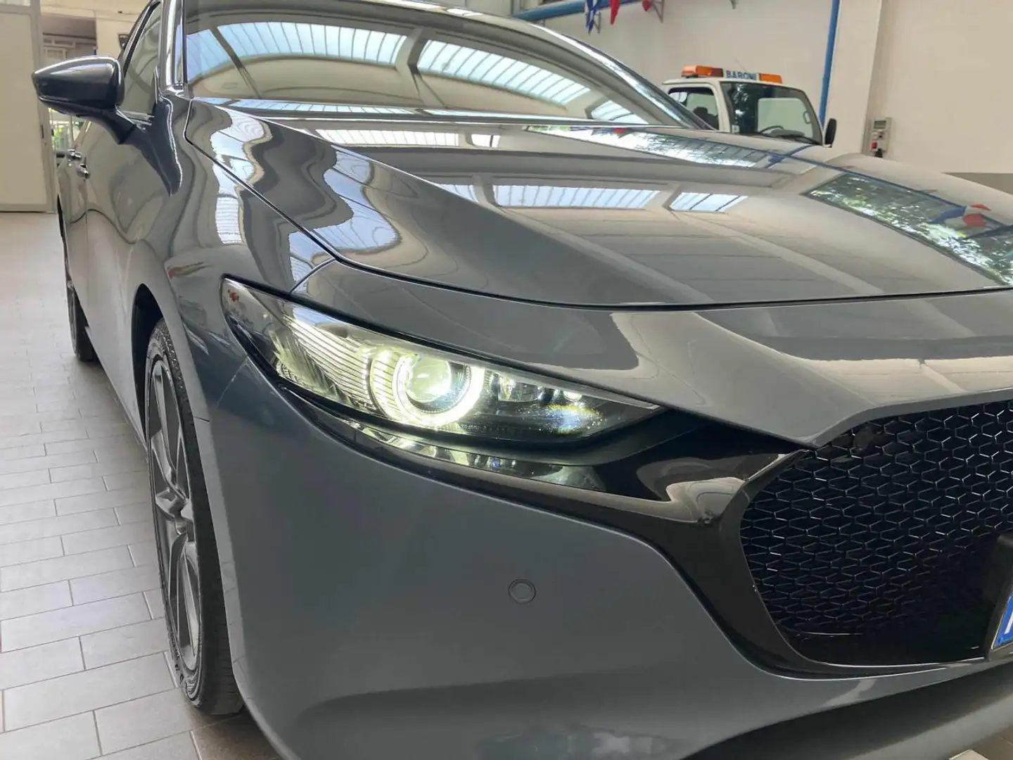 Mazda 3 2.0Hybrid Exclusive Occassione Gris - 1