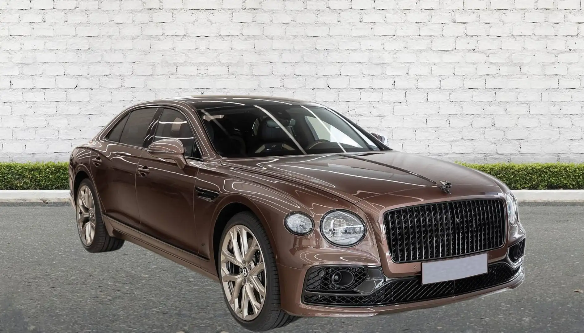 Bentley Flying Spur New Flying Spur S V8 INDIVIDUAL Braun - 1
