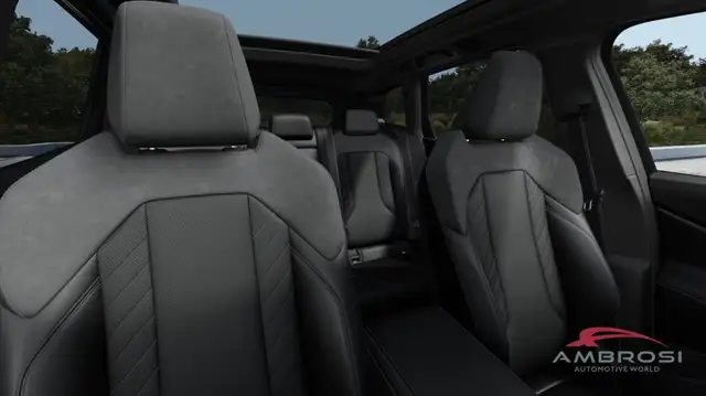 BMW X3 view 12