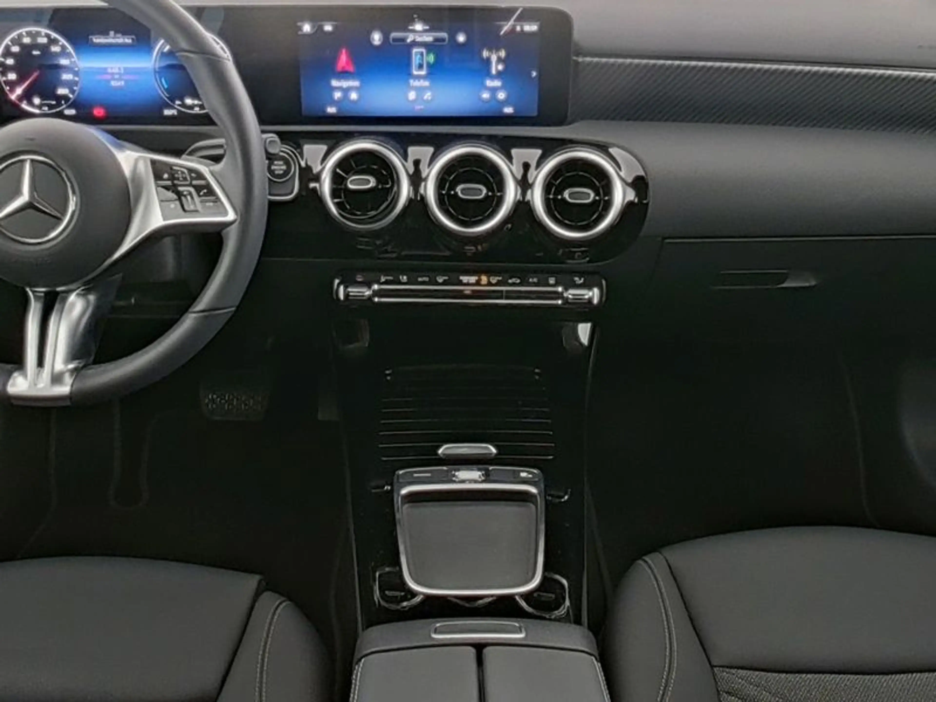 Mercedes-Benz A 250 e  Progressive*Advanced*LED*Kamera*DAB* — photo 5
