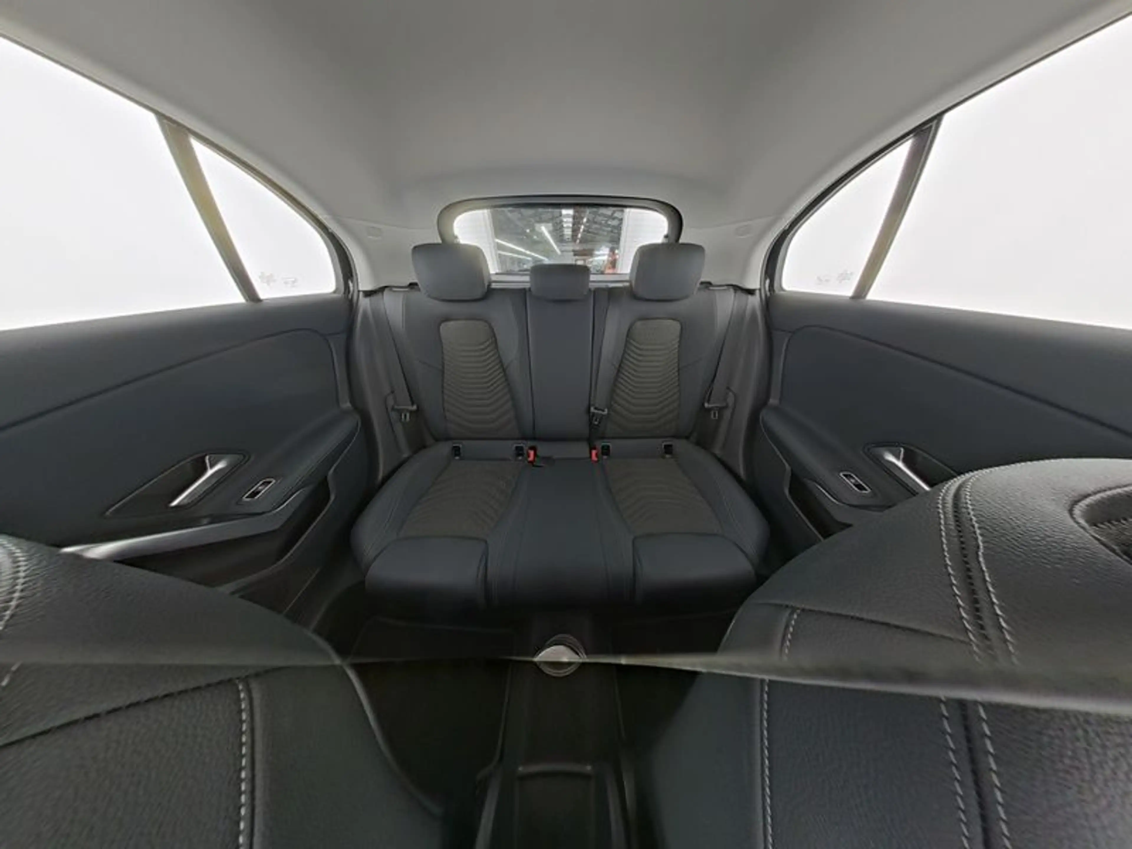 Mercedes-Benz A 250 e  Progressive*Advanced*LED*Kamera*DAB* — photo 8