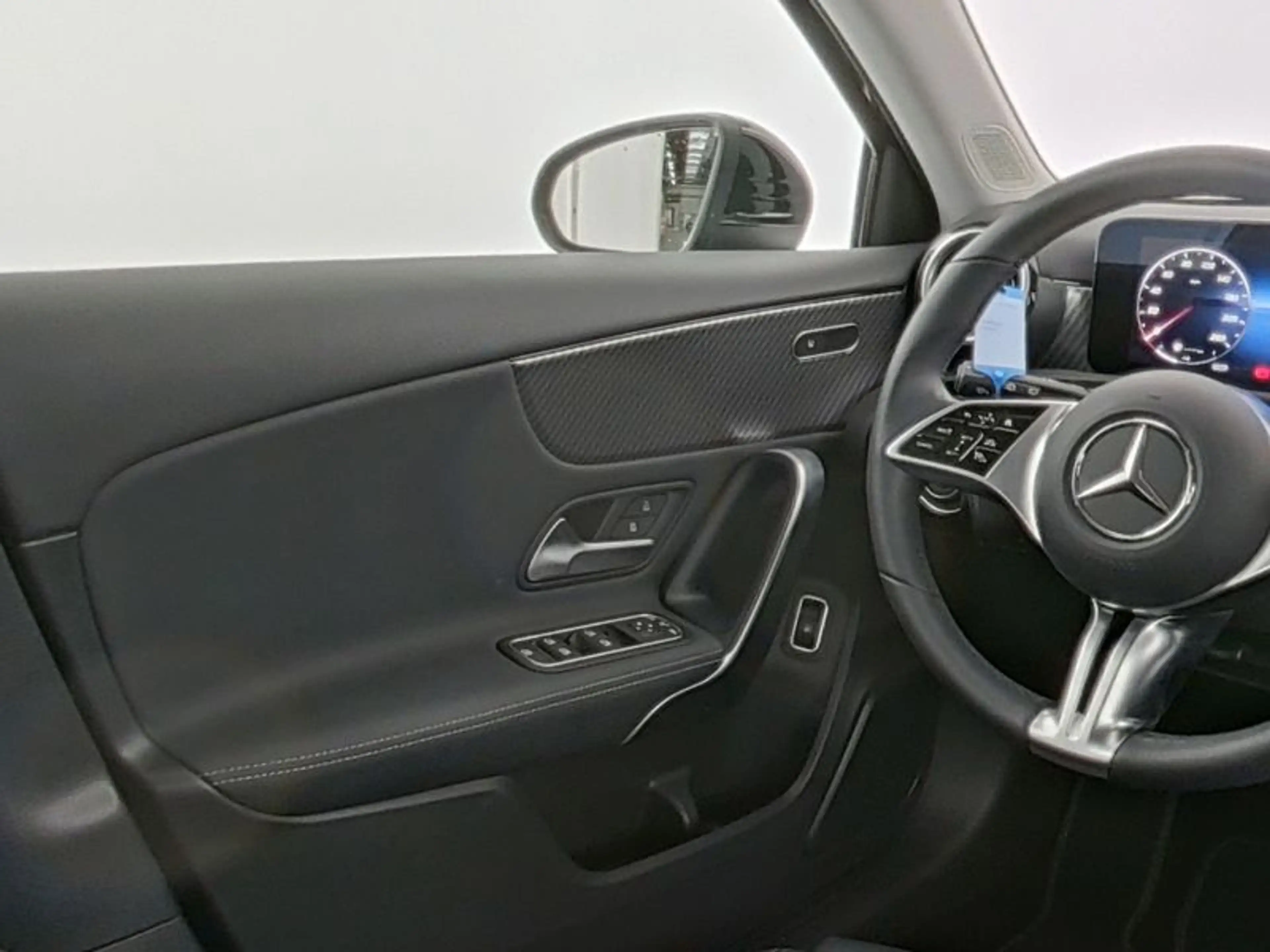 Mercedes-Benz A 250 e  Progressive*Advanced*LED*Kamera*DAB* — photo 9