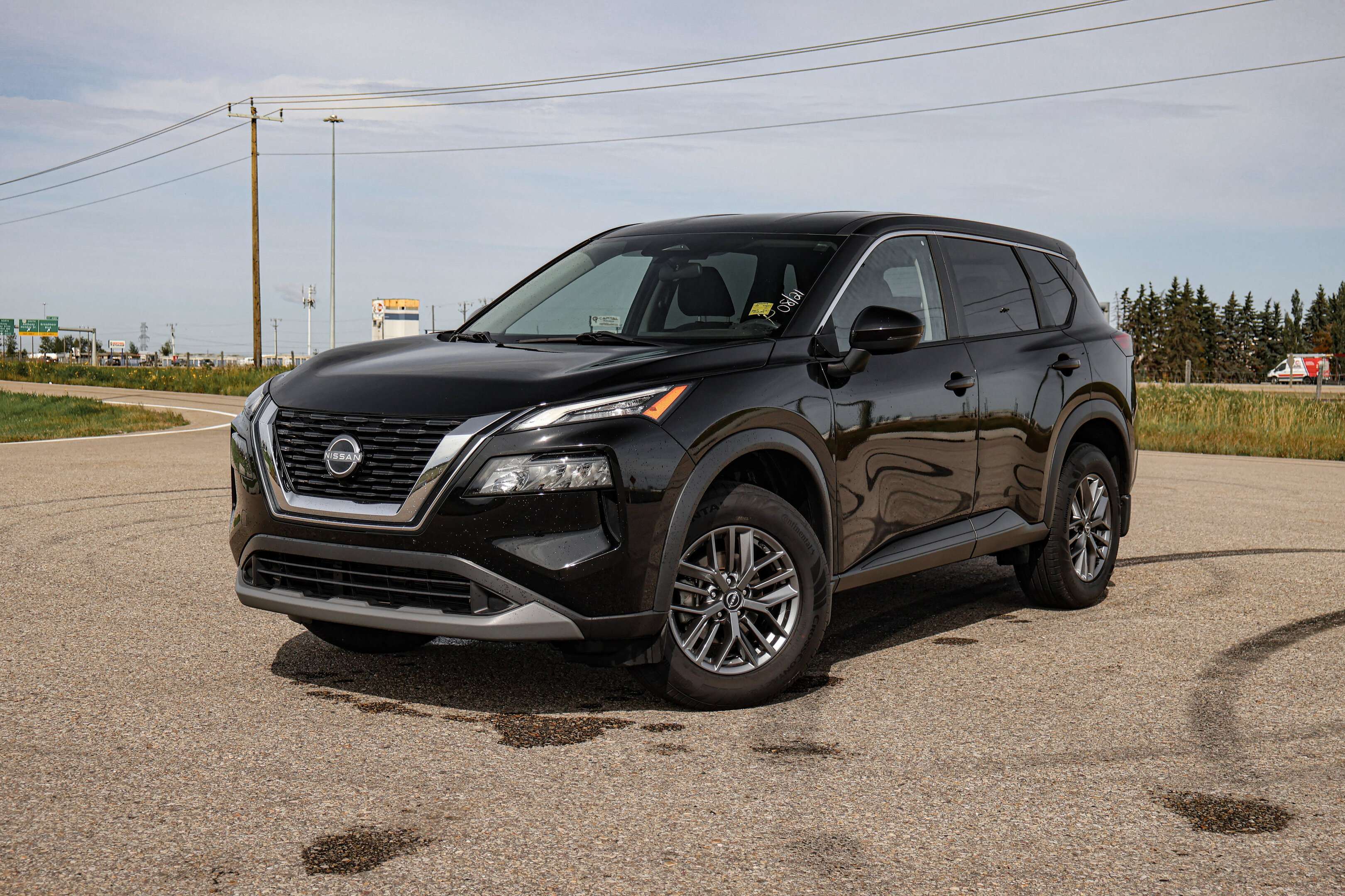 2022 Nissan Rogue SPORT EDITION ALL WHEEL DRIVE LOW KMS