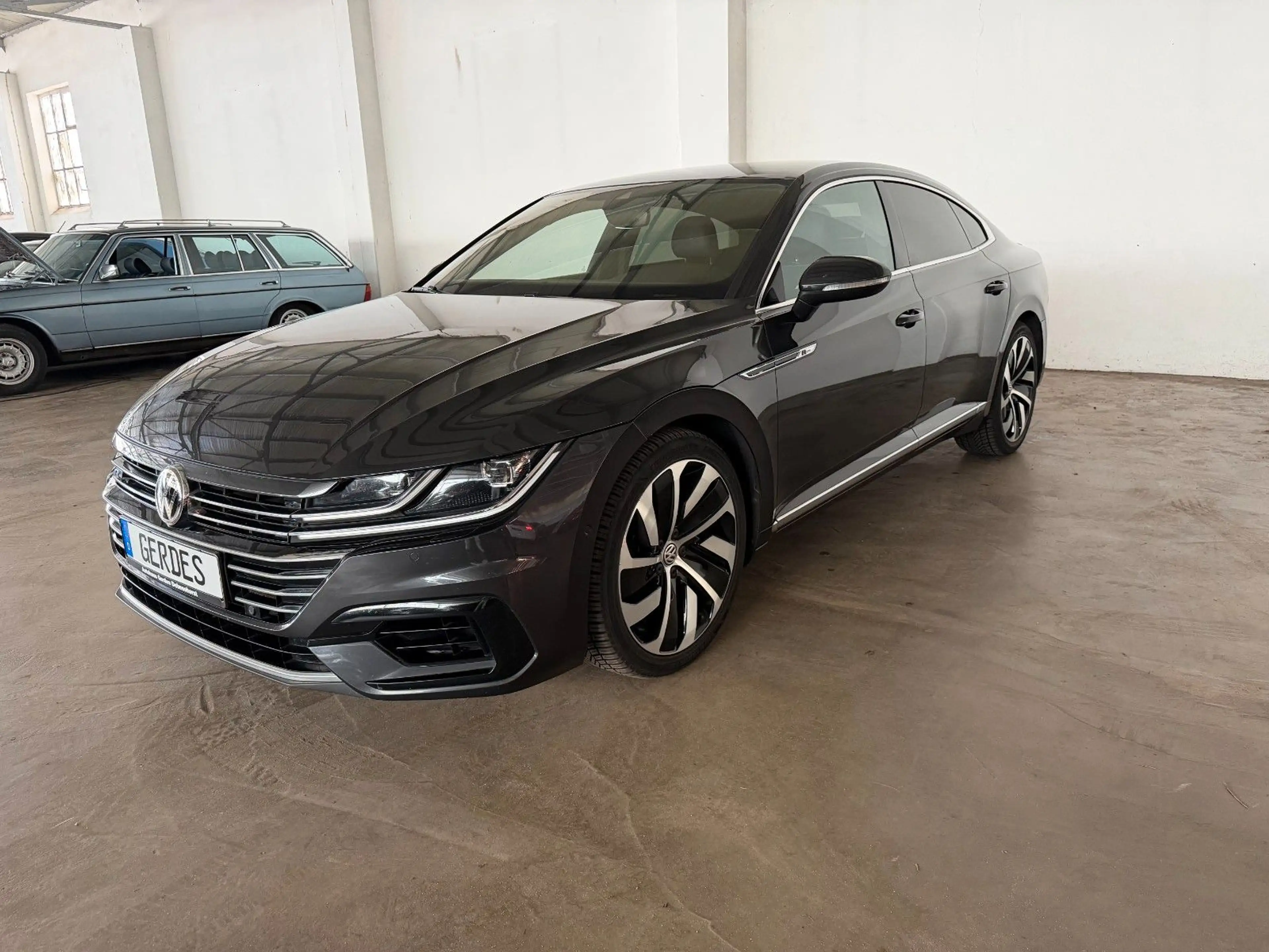 Volkswagen Arteon R-Line 4Motion — photo 8