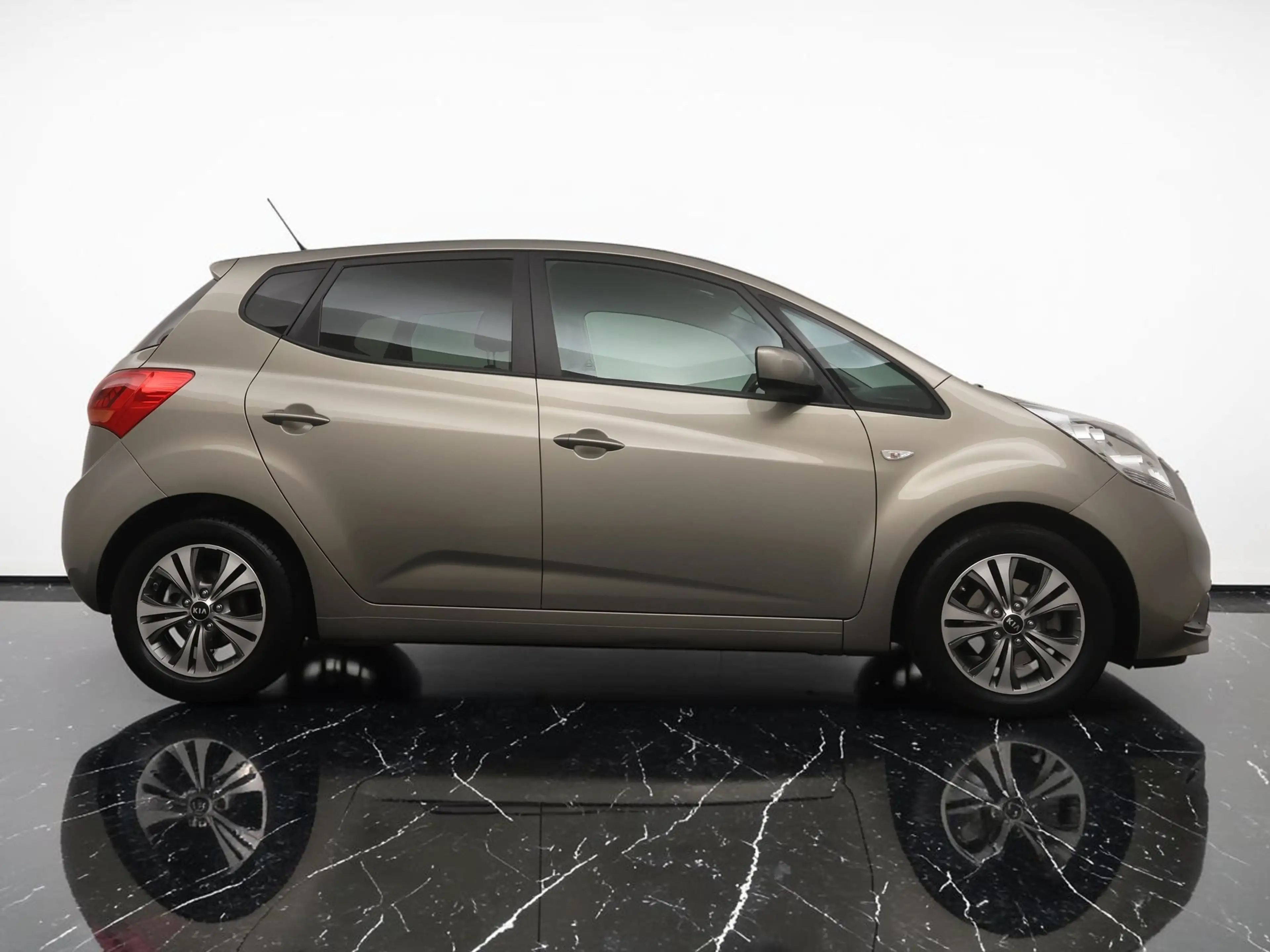 Kia Venga 1.6 CVVT DCT6 DynamicPlusLine Automaat - Navigatie — photo 10