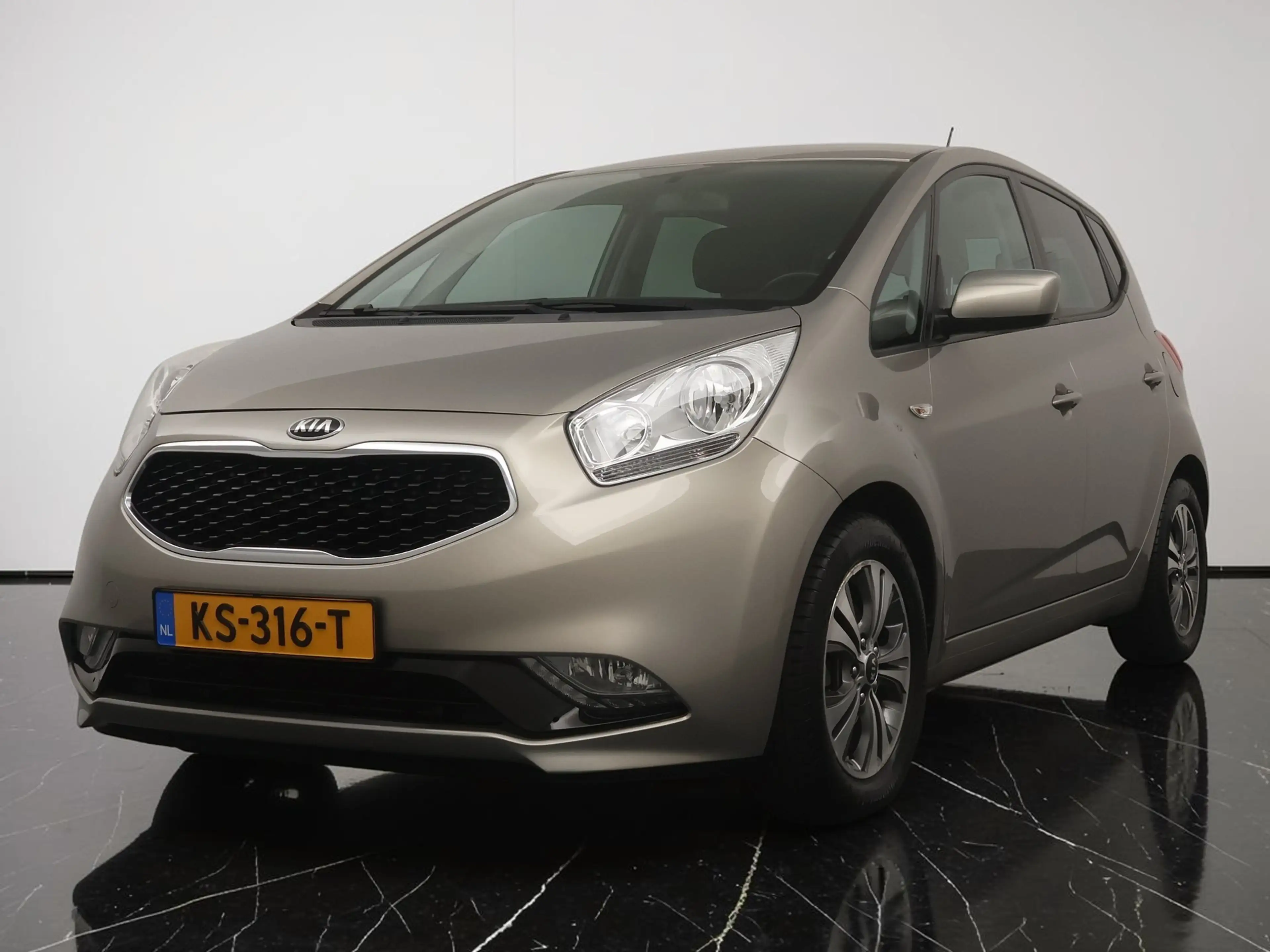 Kia Venga 1.6 CVVT DCT6 DynamicPlusLine Automaat - Navigatie — photo 3