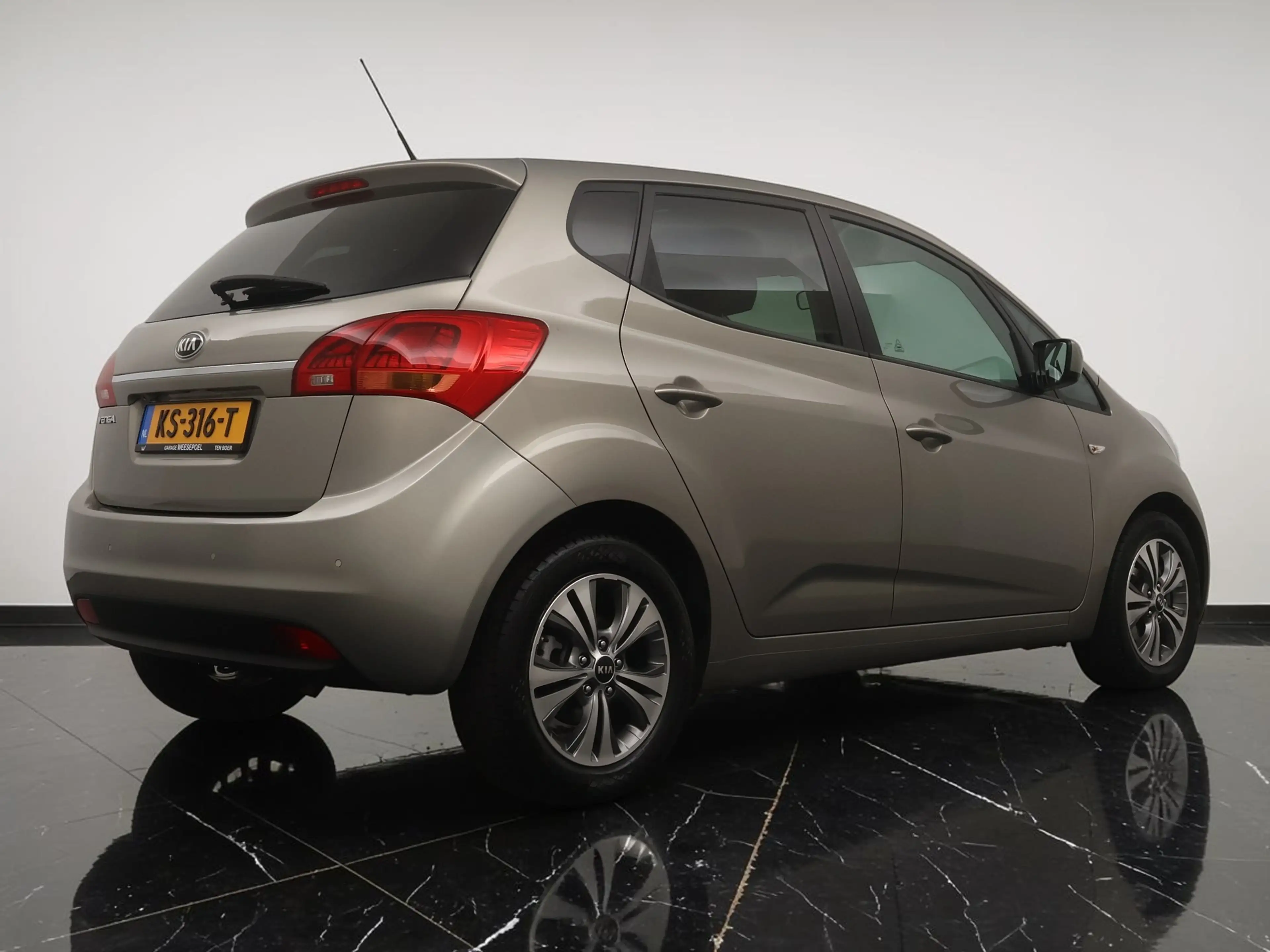 Kia Venga 1.6 CVVT DCT6 DynamicPlusLine Automaat - Navigatie — photo 9