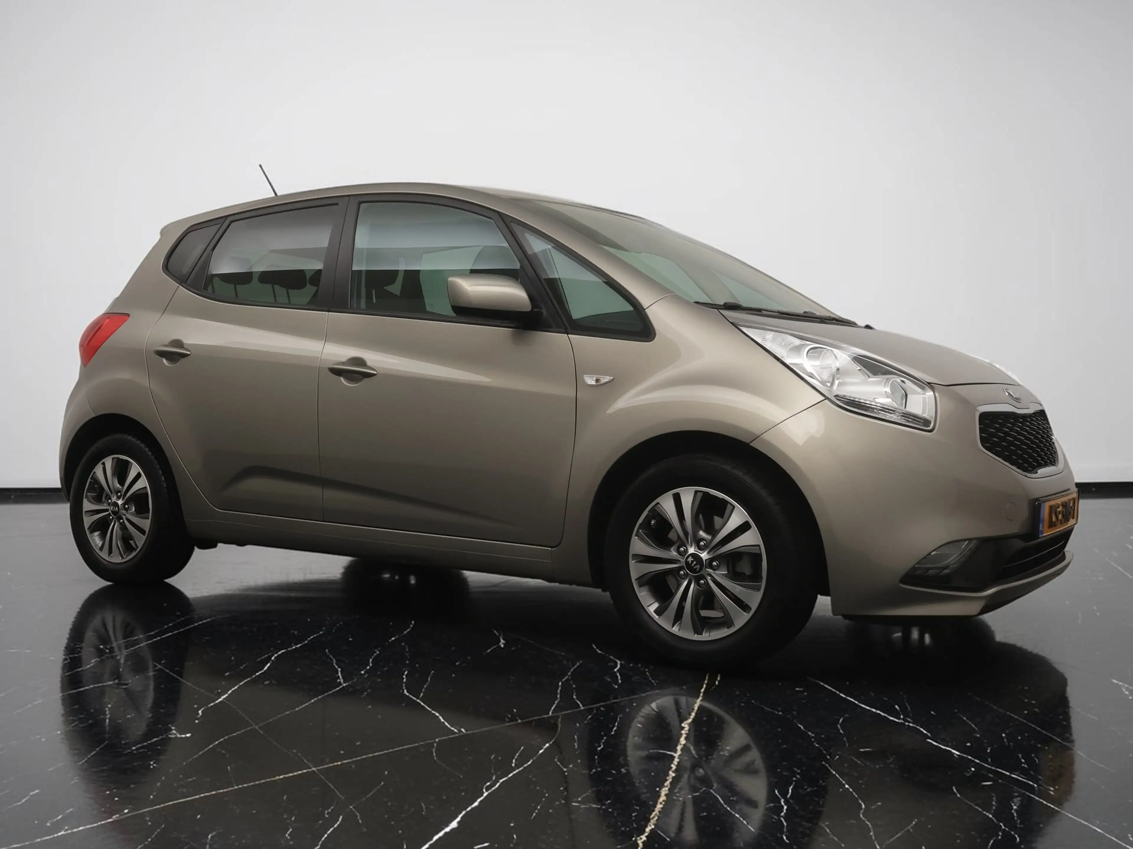 Kia Venga 1.6 CVVT DCT6 DynamicPlusLine Automaat - Navigatie — photo 11