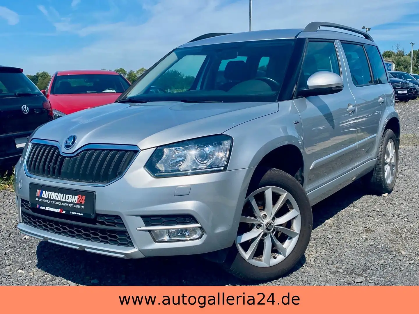 Skoda Yeti 1.4 TSI Drive Navi Klima Xenon Temp PDC SHZ Stříbrná - 1