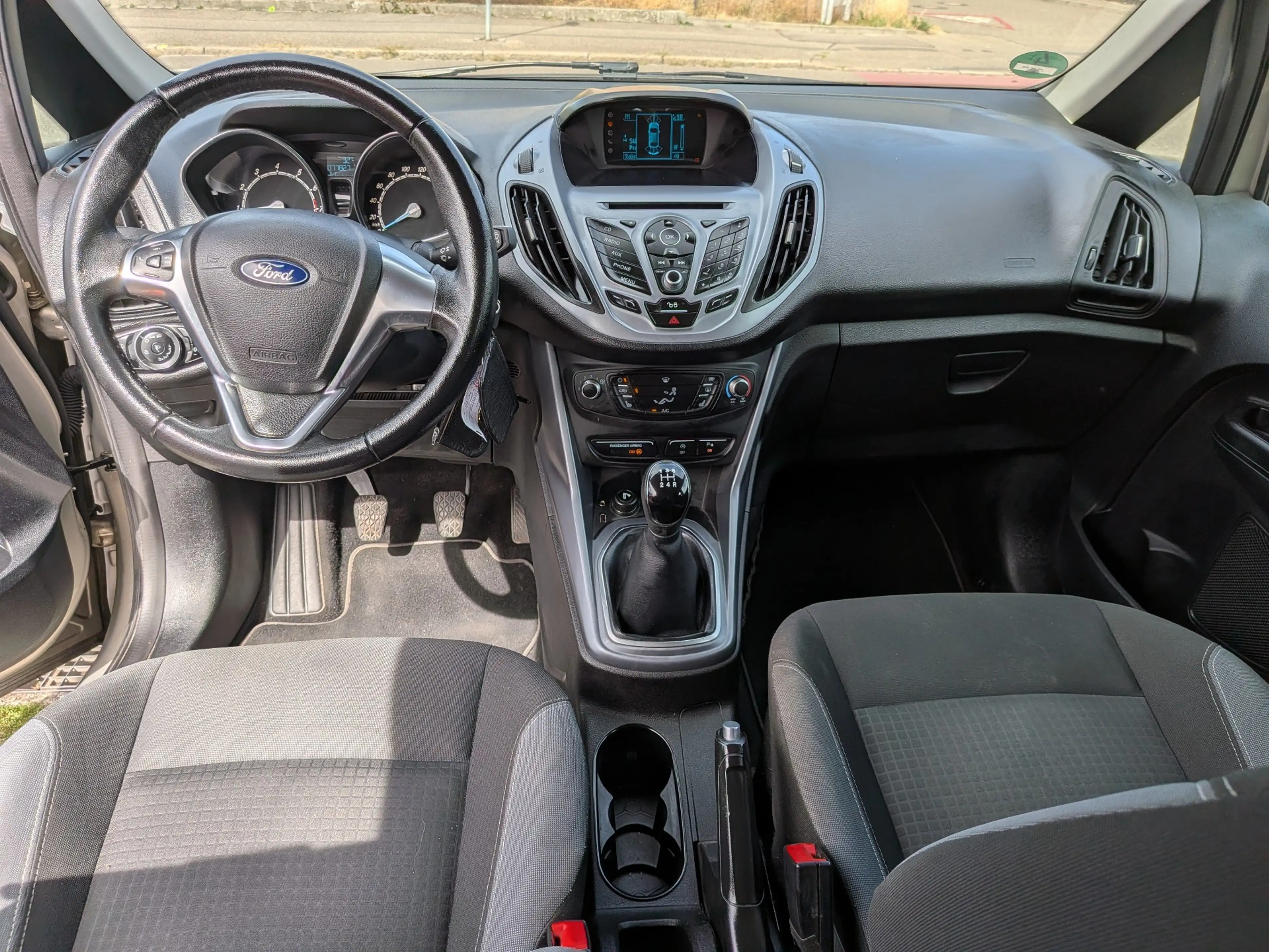 Ford B-Max Sync Edition — photo 8