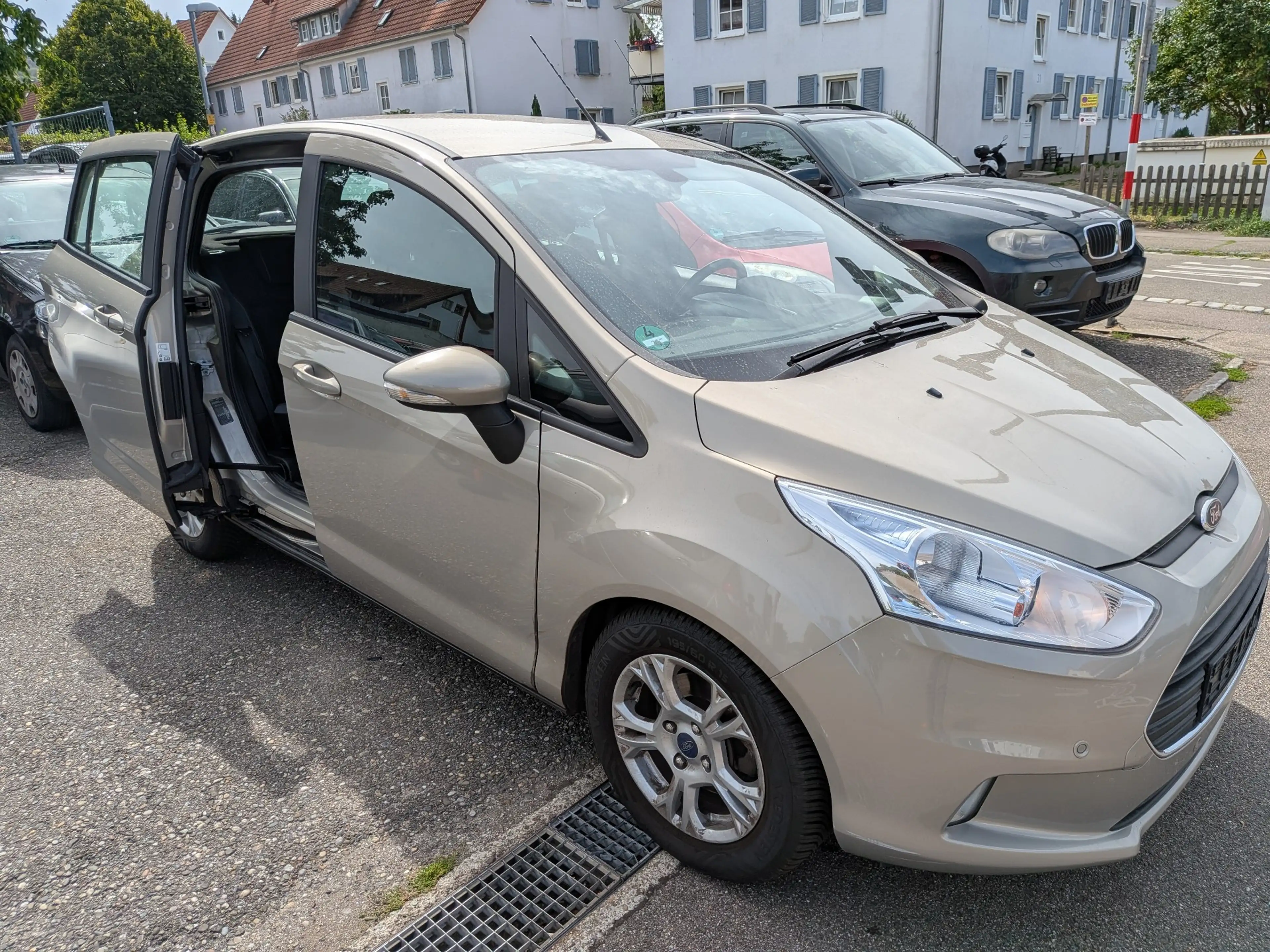 Ford B-Max Sync Edition — photo 5