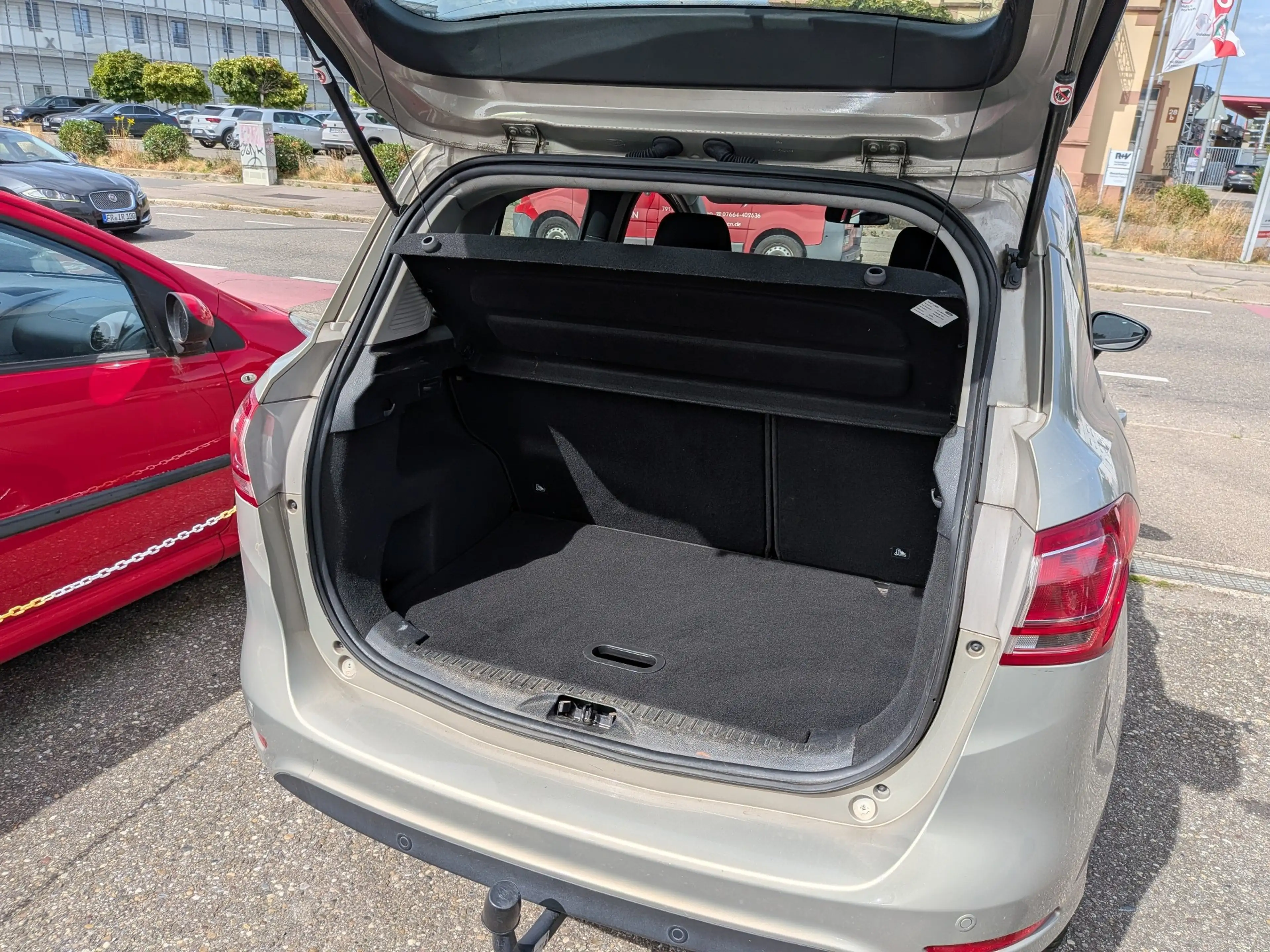 Ford B-Max Sync Edition — photo 9