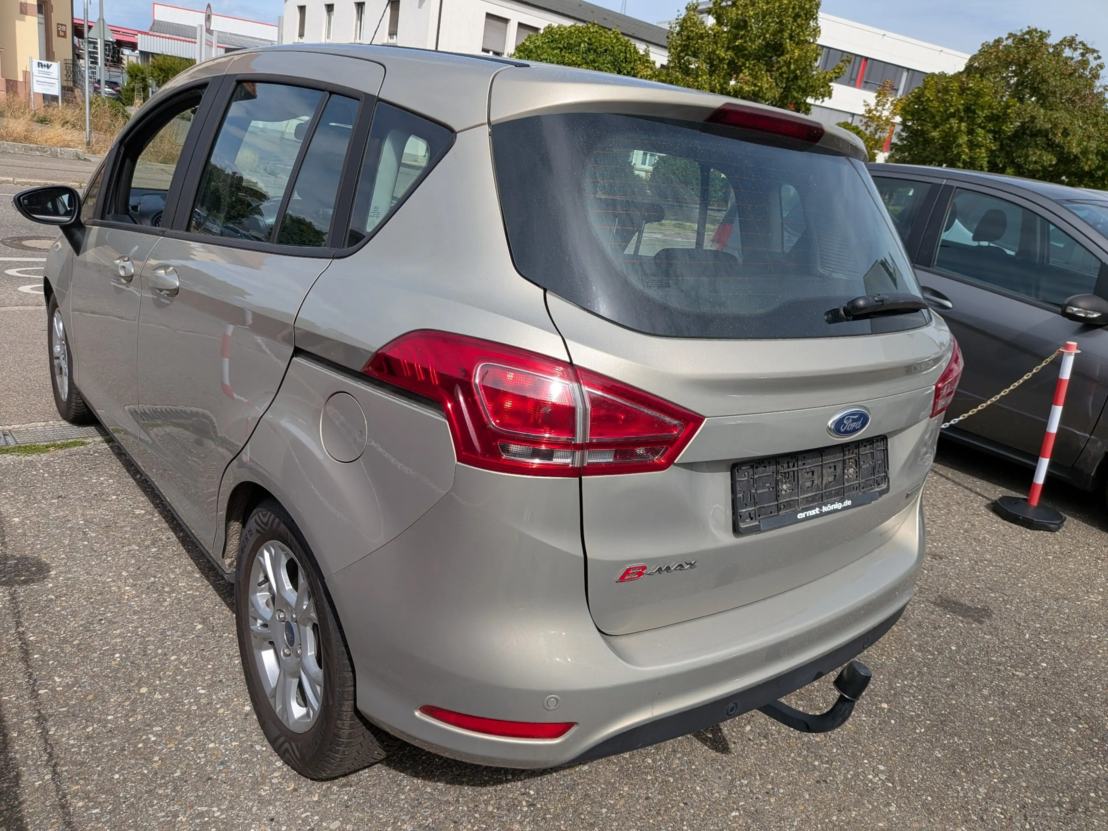 Ford B-Max Sync Edition — photo 4