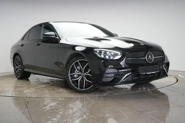 Mercedes-Benz E 300 de 9G-Tronic AMG Distronic/Kamera/HUD/Kame
