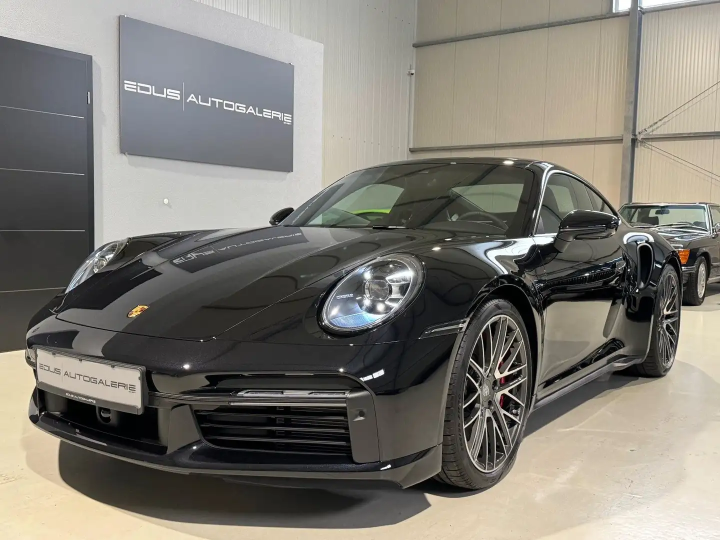 Porsche 992 Turbo Matrix Lift Sport Abga Schiebedach ACC Zwart - 1