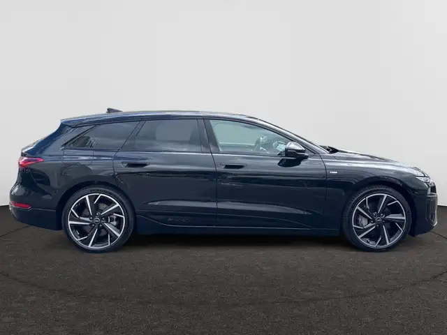 Audi A6 view 6