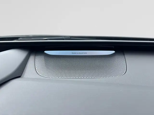 Audi A6 view 4