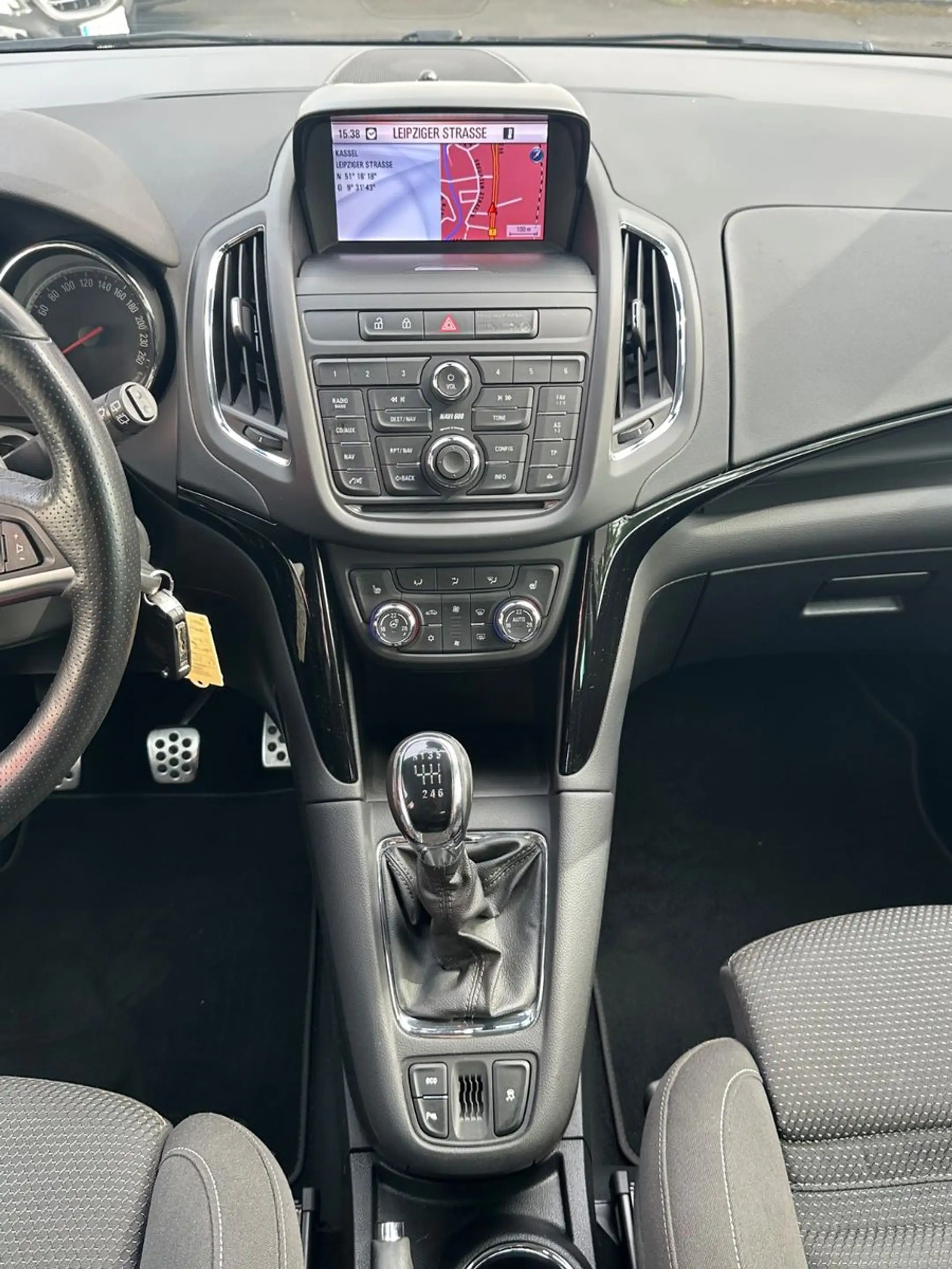 Opel Zafira Tourer Zafira C Tourer Sport RFK/7 Sitzer/2. Hand/8Fach — photo 13