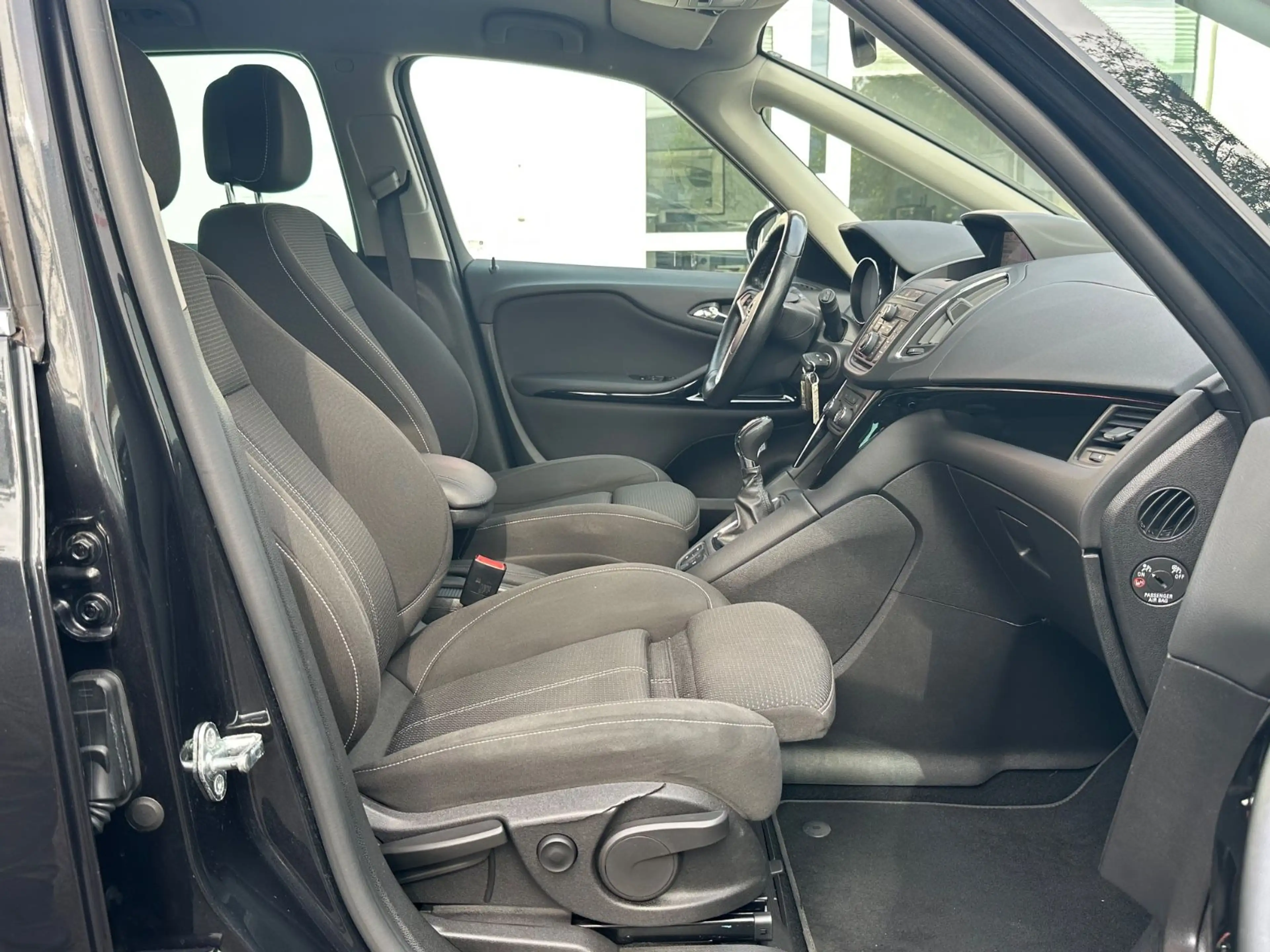 Opel Zafira Tourer Zafira C Tourer Sport RFK/7 Sitzer/2. Hand/8Fach — photo 9
