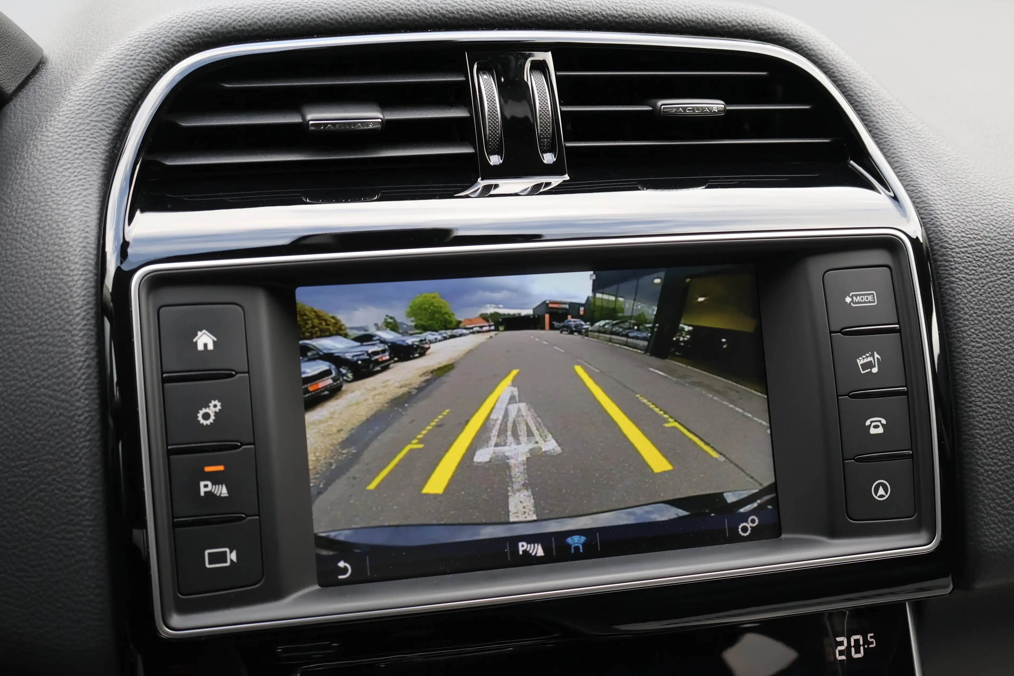Jaguar XE XE 2.0 D Prestige LijnA Keyless LED Cam Garantie * — photo 13