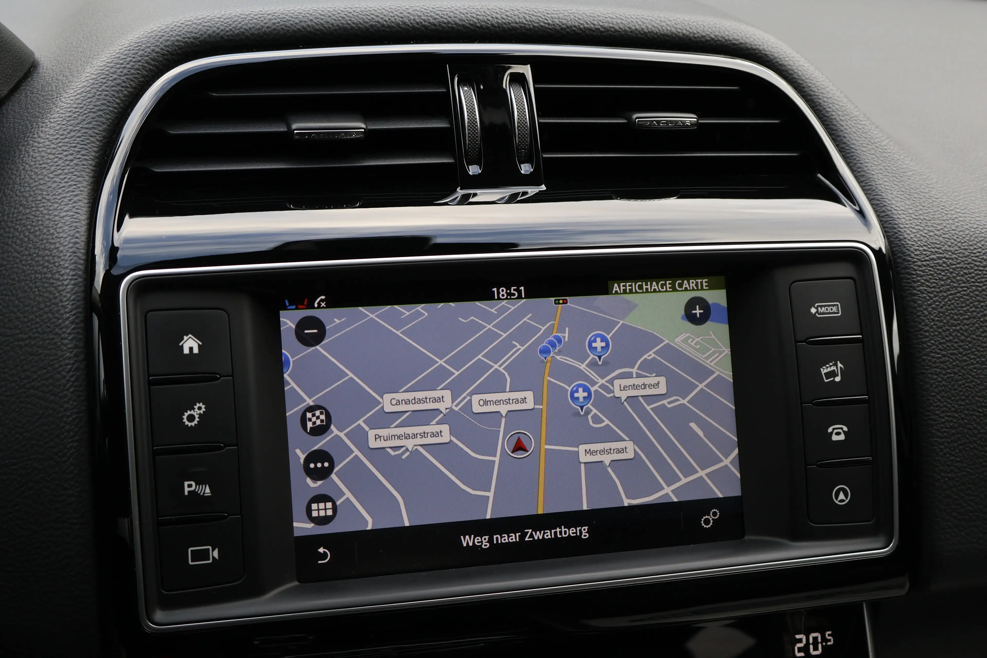 Jaguar XE XE 2.0 D Prestige LijnA Keyless LED Cam Garantie * — photo 15