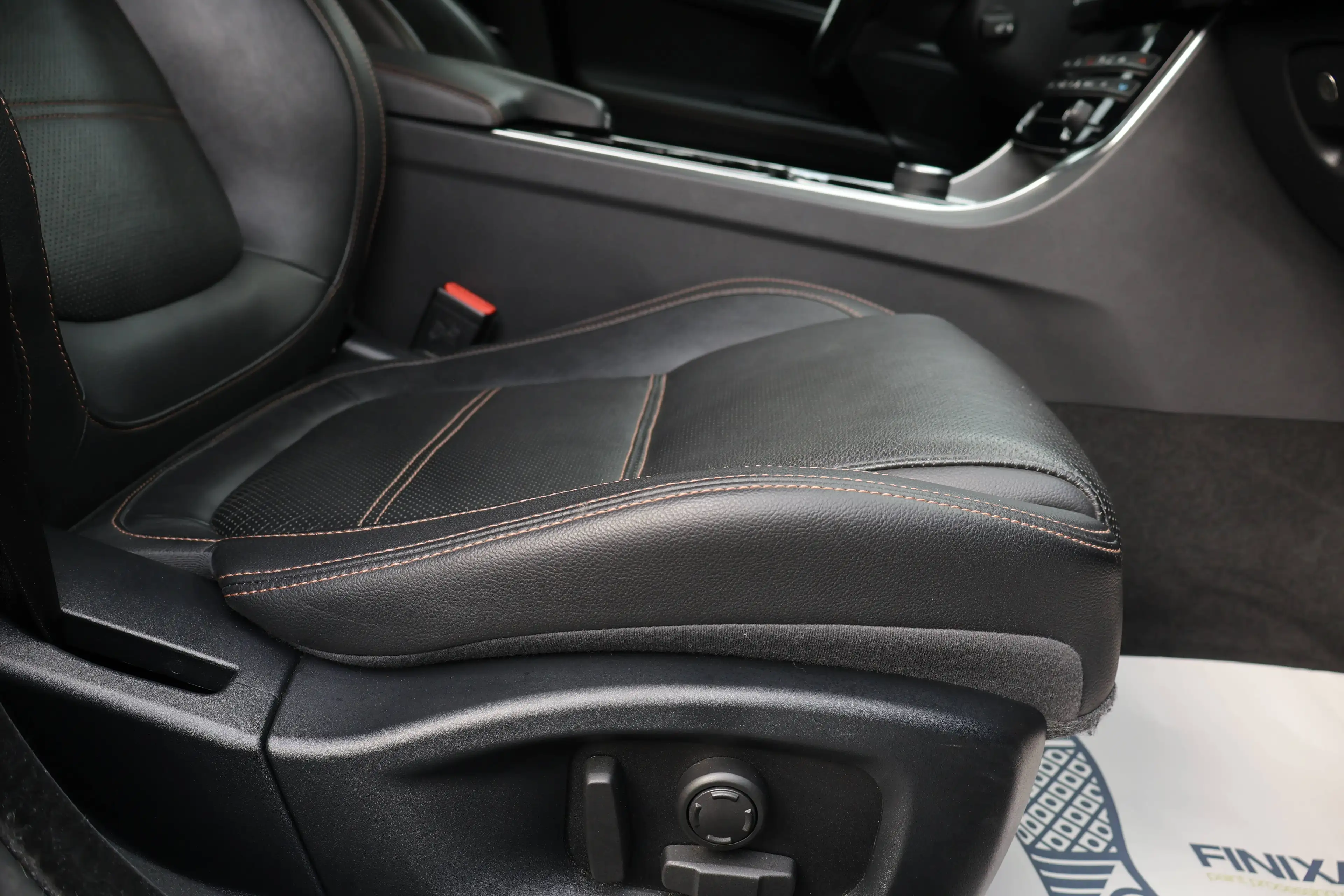 Jaguar XE XE 2.0 D Prestige LijnA Keyless LED Cam Garantie * — photo 8