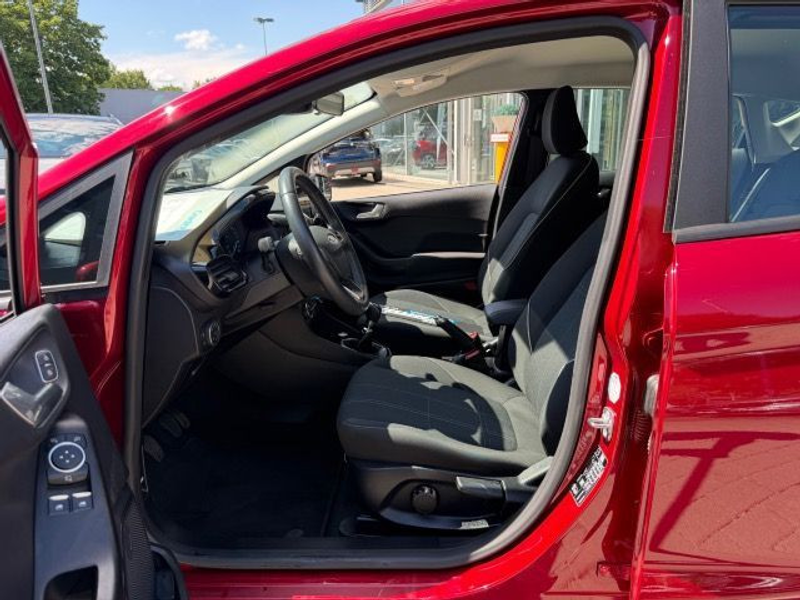 Ford Fiesta FIESTA 1.0 EcoBoost COOL & CONNECT 6-GANG — photo 13