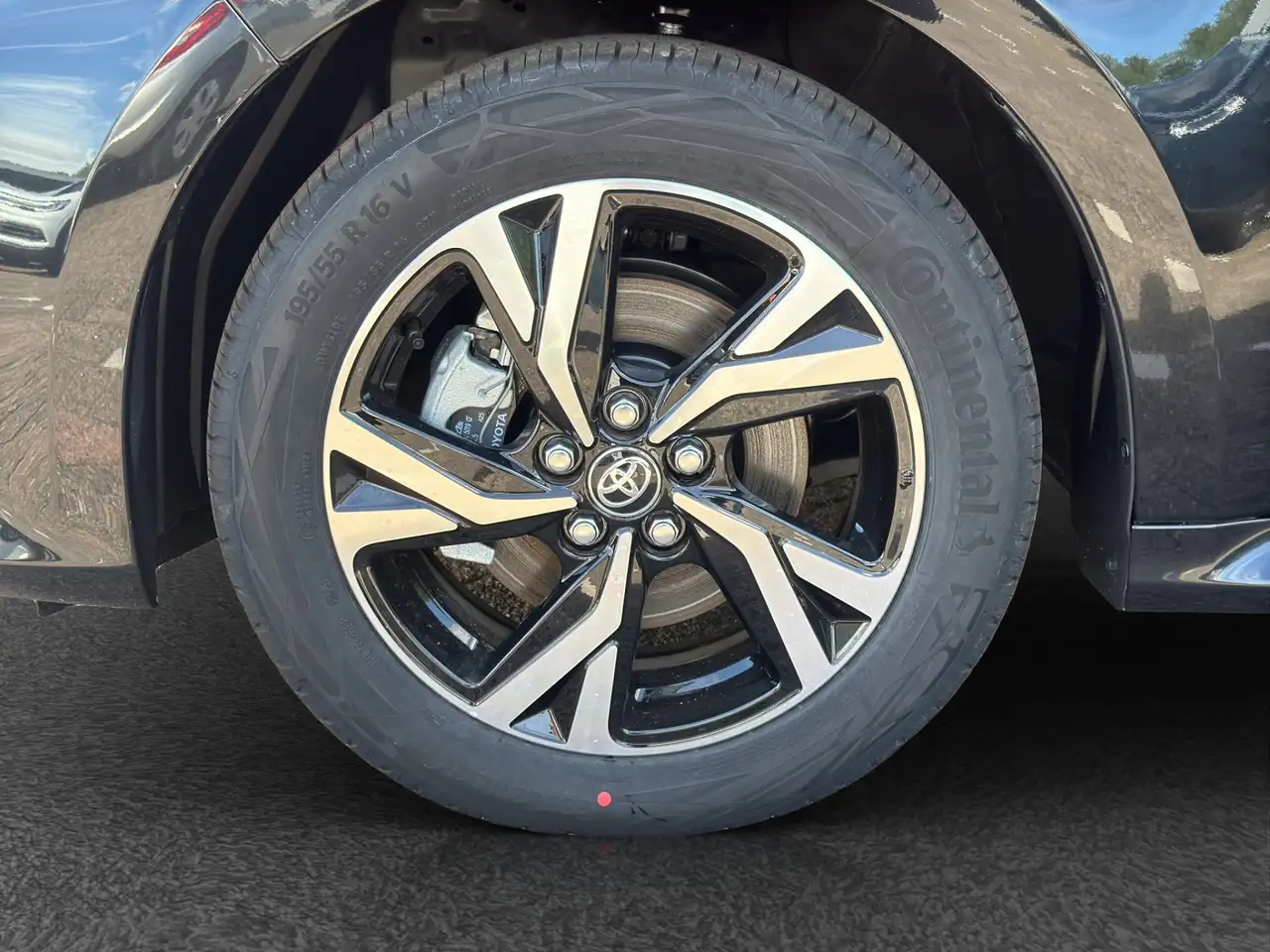 Toyota Yaris 2026 — фото 12