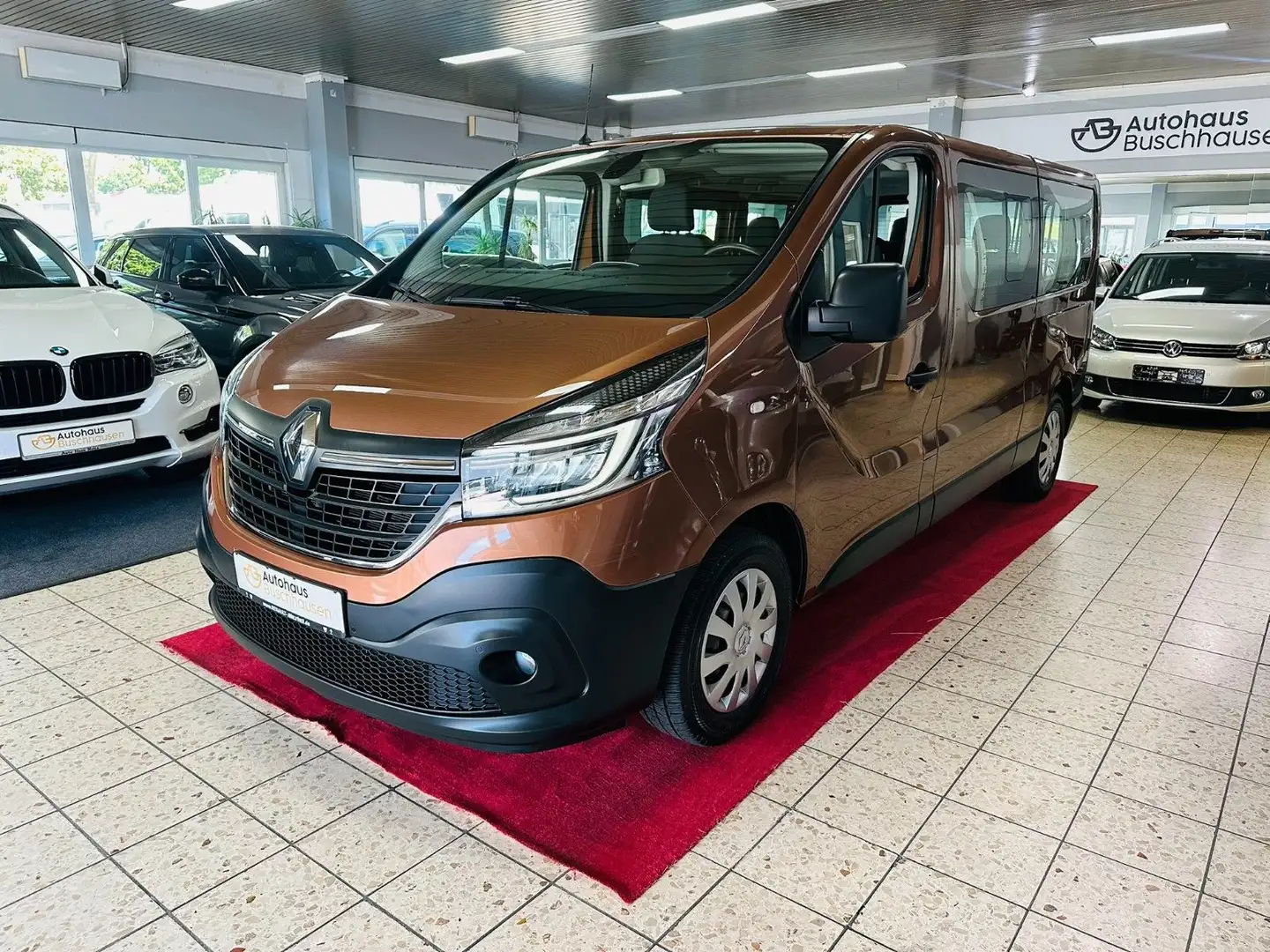 Renault Trafic Combi L2H1 Life*8-Sitzer*TÜV+Insp.Neu*LED Braun - 1