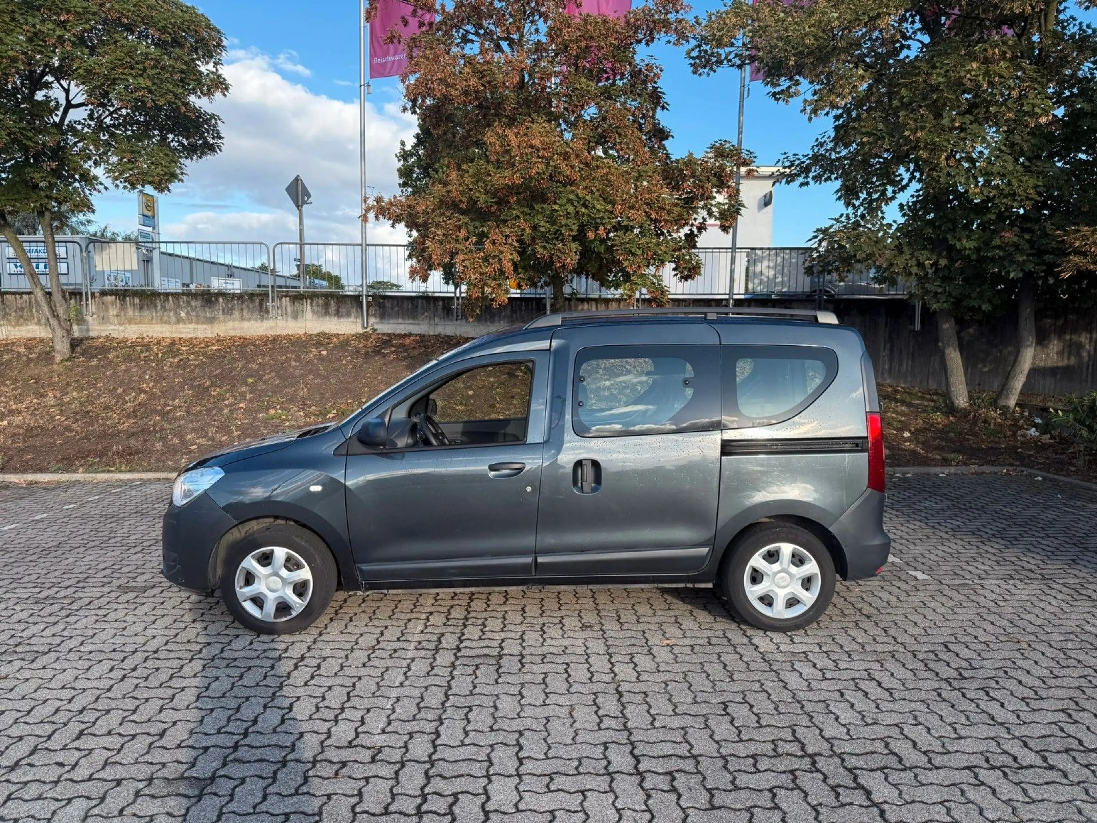 Dacia Dokker Ambiance/1.Hand/Klima — photo 3