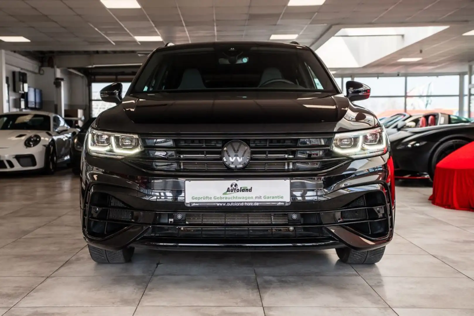 Volkswagen Tiguan 2.0 TSI 4Motion DSG R*MATRIX*PERFORMANCE Negro - 2
