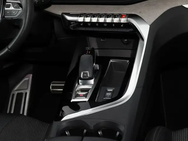 Peugeot 3008 view 7