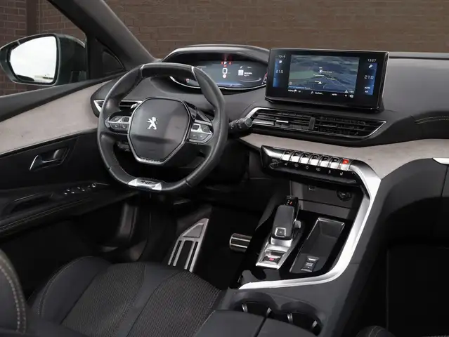Peugeot 3008 view 8