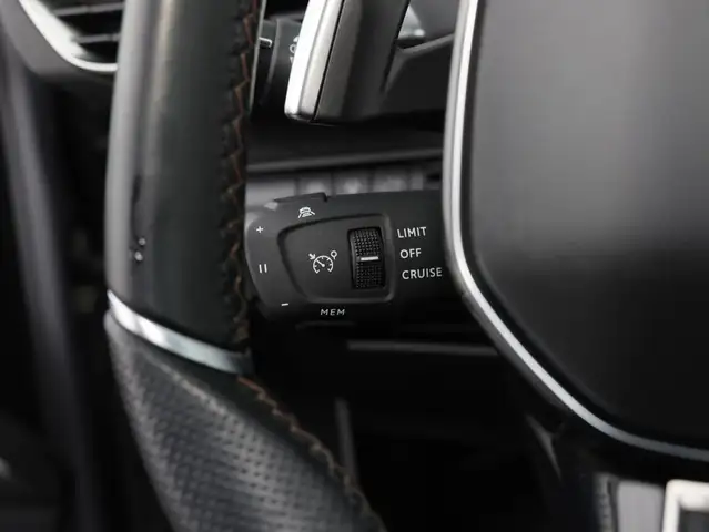 Peugeot 3008 view 12
