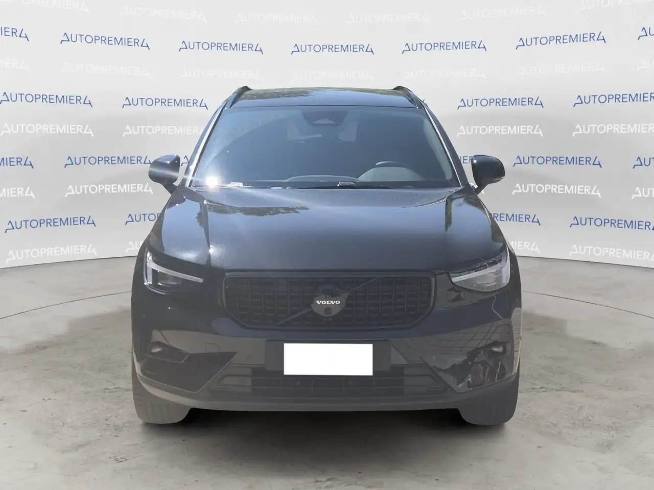 Volvo XC40 2026