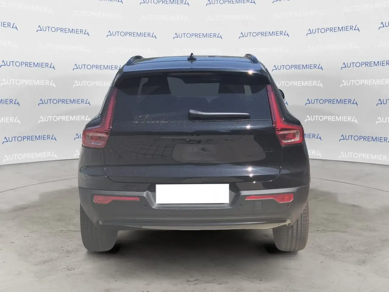 Volvo XC40 2026